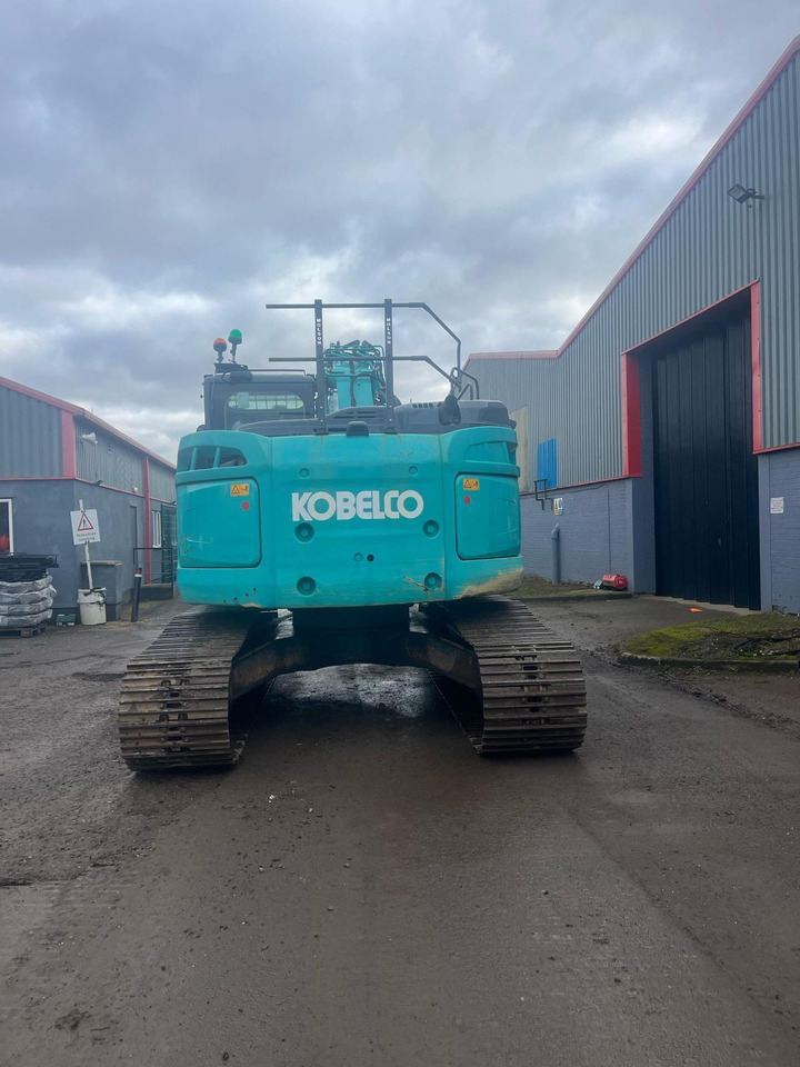 Kobelco SK230SRLC-5E - Ekskavator me zinxhirë: foto 4 Kobelco SK230SRLC-5E - Ekskavator me zinxhirë: foto 4