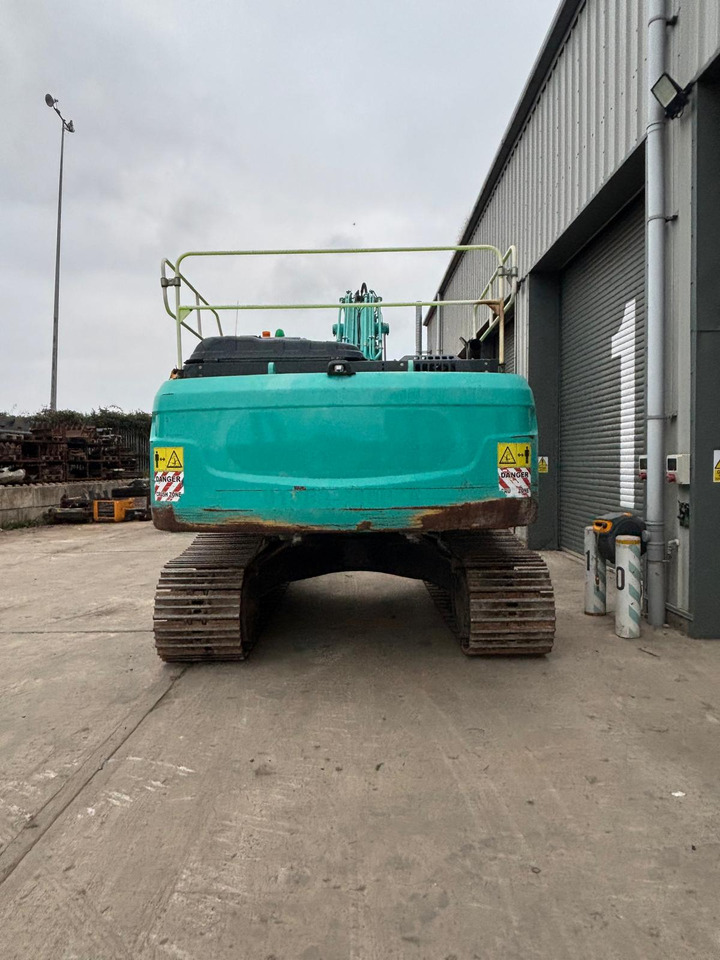 Kobelco SK300LC-10E - Ekskavator me zinxhirë: foto 4 Kobelco SK300LC-10E - Ekskavator me zinxhirë: foto 4