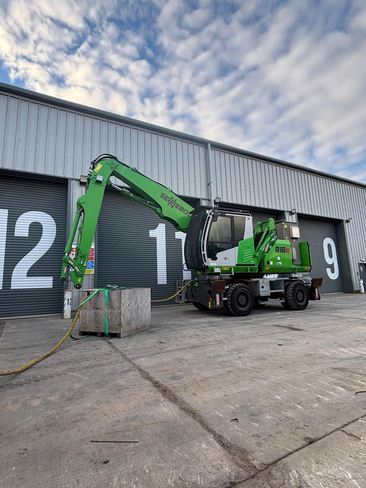 Sennebogen 818 Electric - Ekskavator për mbetje: foto 1 Sennebogen 818 Electric - Ekskavator për mbetje: foto 1