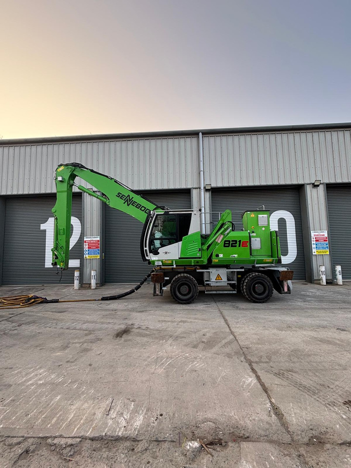 Sennebogen 821E Electric - Ekskavator për mbetje: foto 2 Sennebogen 821E Electric - Ekskavator për mbetje: foto 2