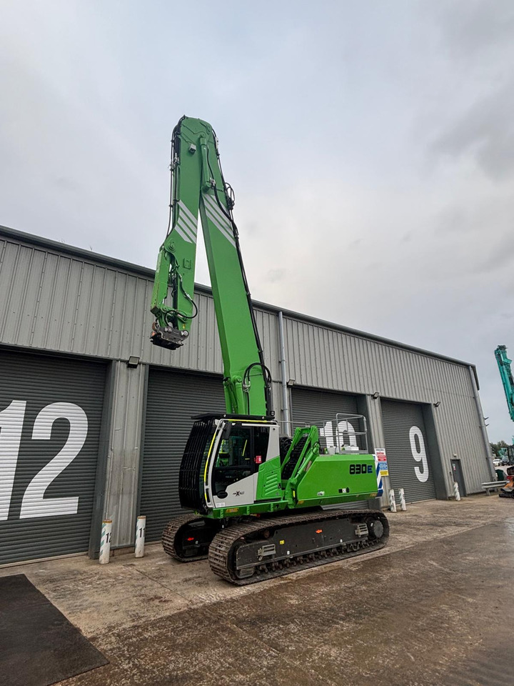 Sennebogen 830R - Ekskavator me zinxhirë: foto 1 Sennebogen 830R - Ekskavator me zinxhirë: foto 1