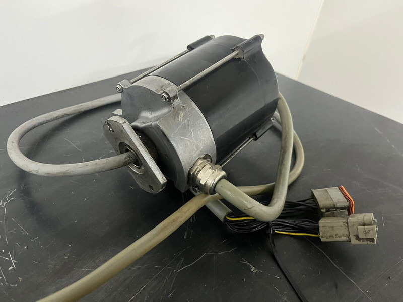 Liebherr A312 Li / A314 Li / A316 Li / A900B Li / A900C Li - Motori: foto 1 Liebherr A312 Li / A314 Li / A316 Li / A900B Li / A900C Li - Motori: foto 1