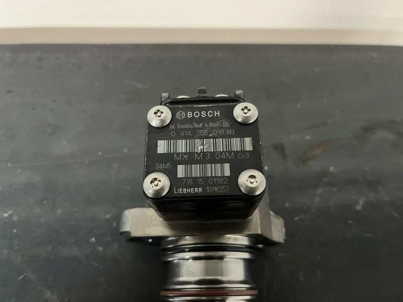 Liebherr D 934 A 6 - Pompa e karburantit: foto 2 Liebherr D 934 A 6 - Pompa e karburantit: foto 2