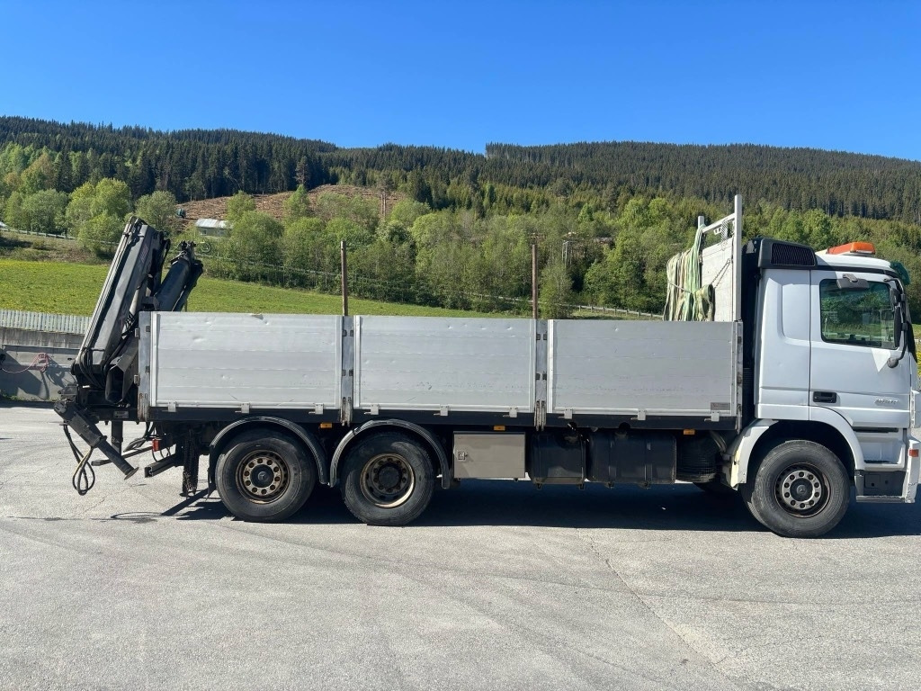 Mercedes-Benz ACTROS 2544 med HIAB 122-E-3 kran 12 tm - Kamion me vinç: foto 2 Mercedes-Benz ACTROS 2544 med HIAB 122-E-3 kran 12 tm - Kamion me vinç: foto 2