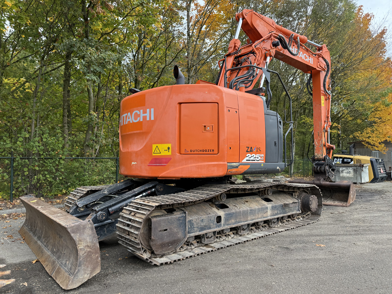 Hitachi ZX225USLC-6 - Ekskavator me zinxhirë: foto 4 Hitachi ZX225USLC-6 - Ekskavator me zinxhirë: foto 4