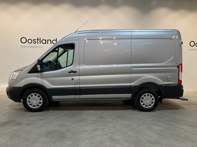 Ford Transit 350 2.0 TDCI L2H2 Trend 130 PK Automaat Servicebus / Sortimo Inrichting / Euro 6 / Airco / Cruise Control / Camera / 3-Zits / 83.500 KM !! - Furgon: foto 5 Ford Transit 350 2.0 TDCI L2H2 Trend 130 PK Automaat Servicebus / Sortimo Inrichting / Euro 6 / Airco / Cruise Control / Camera / 3-Zits / 83.500 KM !! - Furgon: foto 5