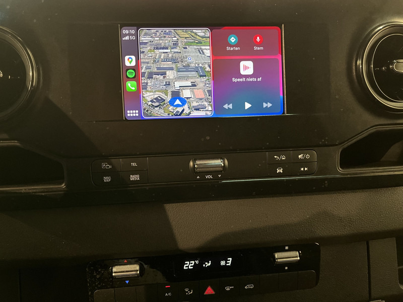 Furgon i vogël Mercedes-Benz Sprinter 314 CDI L2H1 RWD Servicebus / Sortimo Inrichting / Euro 6 / Airco / Camera / MBUX / Cruise Control / Trekhaak / CarPlay / Navigatie / Imperiaal / 75.000 KM !! / BPM VRIJ !!: foto 9