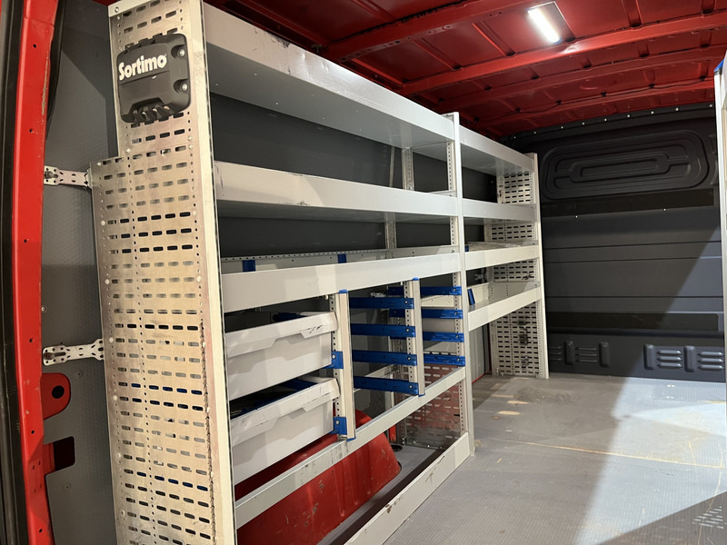 Furgon i vogël Mercedes-Benz Sprinter 314 CDI L2H1 RWD Servicebus / Sortimo Inrichting / Euro 6 / Airco / Camera / MBUX / Cruise Control / Trekhaak / CarPlay / Navigatie / Imperiaal / 75.000 KM !! / BPM VRIJ !!: foto 17