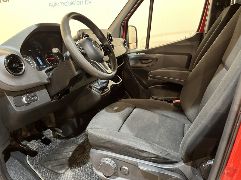 Furgon i vogël Mercedes-Benz Sprinter 314 CDI L2H1 RWD Servicebus / Sortimo Inrichting / Euro 6 / Airco / Camera / MBUX / Cruise Control / Trekhaak / CarPlay / Navigatie / Imperiaal / 75.000 KM !! / BPM VRIJ !!: foto 6
