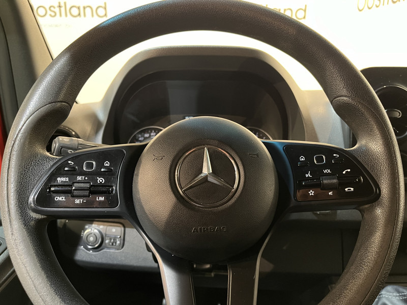 Furgon i vogël Mercedes-Benz Sprinter 314 CDI L2H1 RWD Servicebus / Sortimo Inrichting / Euro 6 / Airco / Camera / MBUX / Cruise Control / Trekhaak / CarPlay / Navigatie / Imperiaal / 75.000 KM !! / BPM VRIJ !!: foto 11