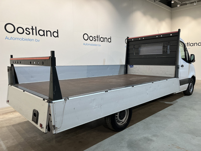Mercedes-Benz Sprinter 315 CDI L3 RWD Open Laadbak / Euro 6 / Airco / MBUX / CarPlay / Navigatie / 3-Zits / 75.200 KM !! / BPM VRIJ !! - Kamioncine me karroceri: foto 2 Mercedes-Benz Sprinter 315 CDI L3 RWD Open Laadbak / Euro 6 / Airco / MBUX / CarPlay / Navigatie / 3-Zits / 75.200 KM !! / BPM VRIJ !! - Kamioncine me karroceri: foto 2