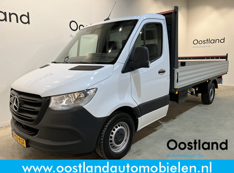 Mercedes-Benz Sprinter 315 CDI L3 RWD Open Laadbak / Euro 6 / Airco / MBUX / CarPlay / Navigatie / 3-Zits / 75.200 KM !! / BPM VRIJ !! - Kamioncine me karroceri: foto 1 Mercedes-Benz Sprinter 315 CDI L3 RWD Open Laadbak / Euro 6 / Airco / MBUX / CarPlay / Navigatie / 3-Zits / 75.200 KM !! / BPM VRIJ !! - Kamioncine me karroceri: foto 1