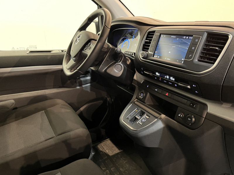 Opel Vivaro Electric L2 75 kWh Koelauto / Carrier Koeling / 100% Elektrisch / Airco / Cruise Control / Camera / CarPlay / 3-Zits / 2.850 KM !! - Furgon frigorifer, Furgon elektrik: foto 4 Opel Vivaro Electric L2 75 kWh Koelauto / Carrier Koeling / 100% Elektrisch / Airco / Cruise Control / Camera / CarPlay / 3-Zits / 2.850 KM !! - Furgon frigorifer, Furgon elektrik: foto 4