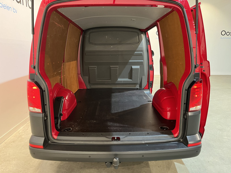 Volkswagen Transporter 2.0 TDI L1H1 150 PK Automaat / Airco / Cruise Control / CarPlay / PDC / Trekhaak / Klep - Furgon i vogël: foto 5 Volkswagen Transporter 2.0 TDI L1H1 150 PK Automaat / Airco / Cruise Control / CarPlay / PDC / Trekhaak / Klep - Furgon i vogël: foto 5