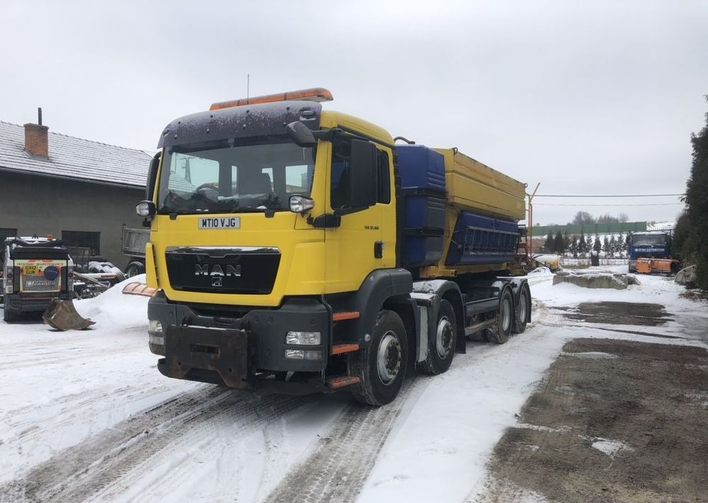 MAN TGS 32.360 8x4 piaskarka solarka schmidt euro5 pług - Mjet bujqësor/ Special, Kamioni: foto 4 MAN TGS 32.360 8x4 piaskarka solarka schmidt euro5 pług - Mjet bujqësor/ Special, Kamioni: foto 4