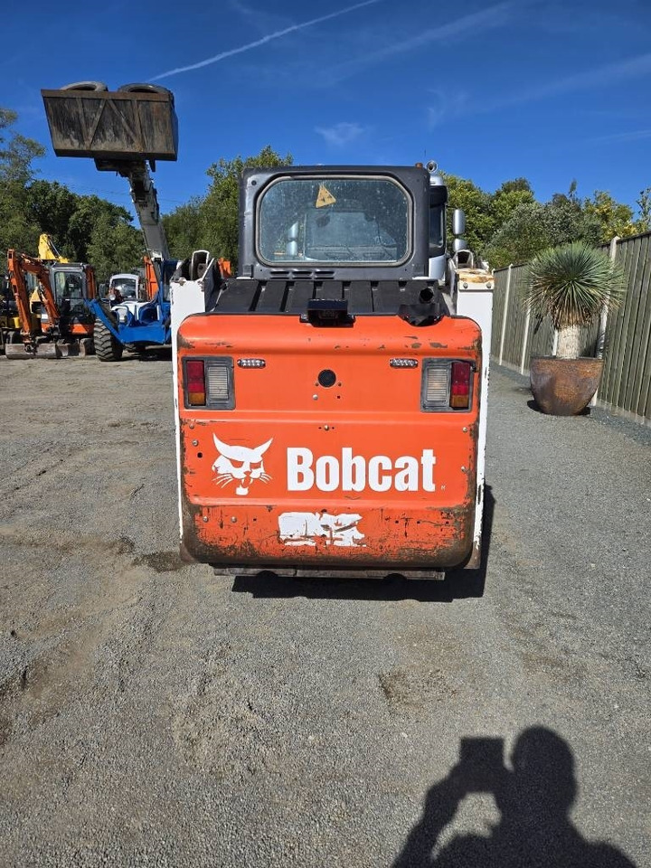 Bobcat S 130  - Mini fadrom: foto 3 Bobcat S 130  - Mini fadrom: foto 3