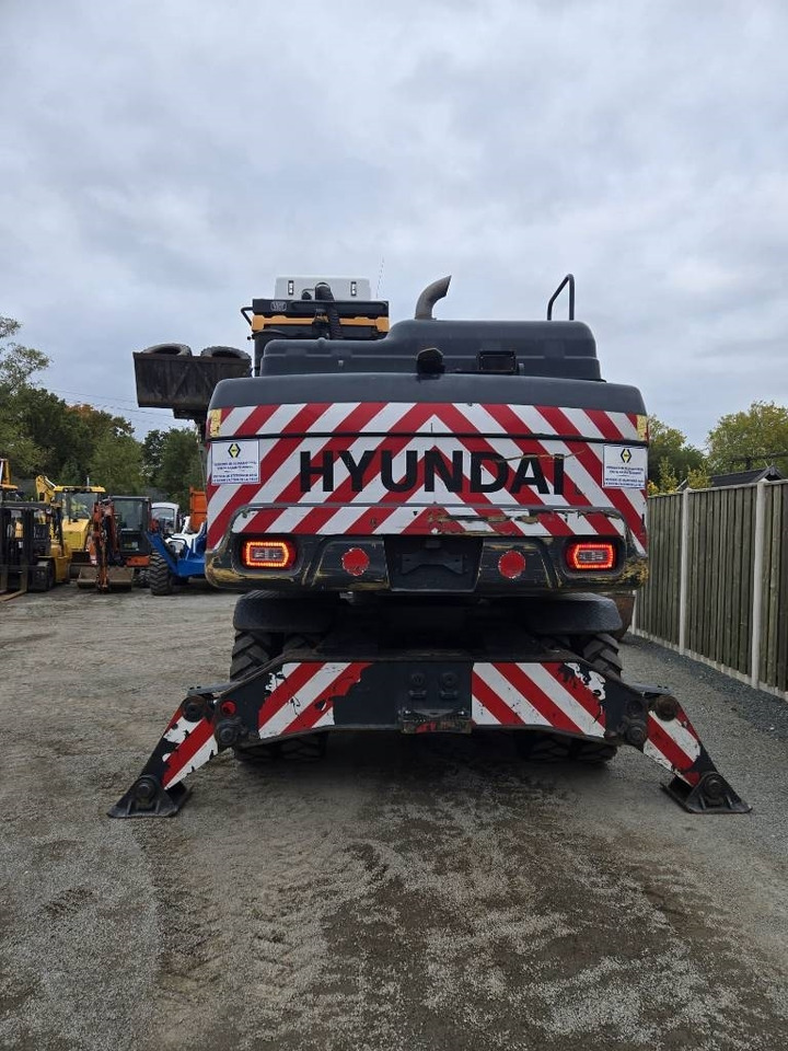 Hyundai HW 160 - Ekskavator me goma: foto 3 Hyundai HW 160 - Ekskavator me goma: foto 3