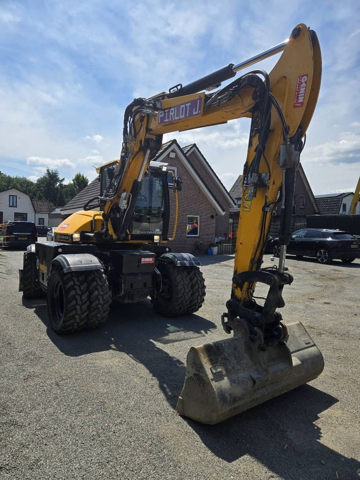 JCB 110 W - Ekskavator me goma: foto 5 JCB 110 W - Ekskavator me goma: foto 5