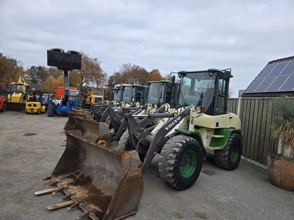 Volvo L 30 B - Fadrom me goma: foto 2 Volvo L 30 B - Fadrom me goma: foto 2