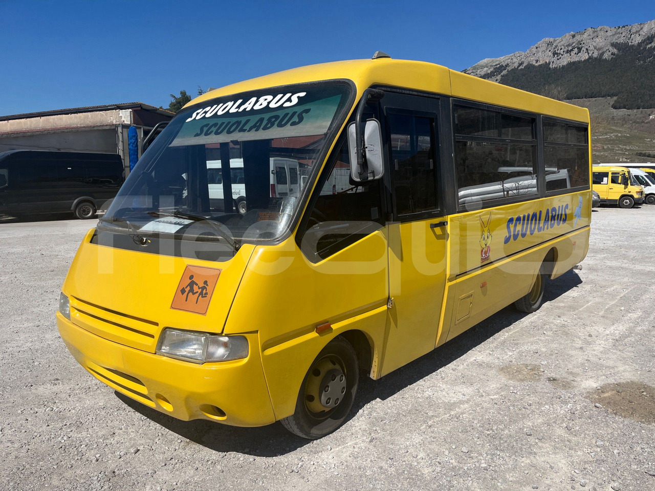Bundle di 4 mezzi Iveco - Cacciamali Iveco - Cacciamali Iveco - Cacciamali Iveco - A50 - Autobus shkollor: foto 4 Bundle di 4 mezzi Iveco - Cacciamali Iveco - Cacciamali Iveco - Cacciamali Iveco - A50 - Autobus shkollor: foto 4