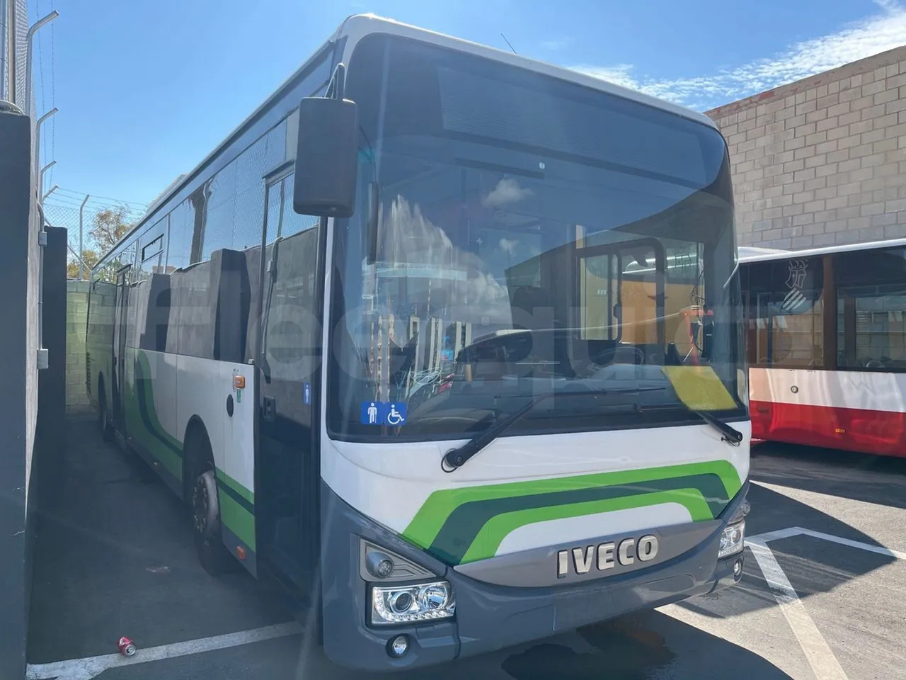 Iveco Crossway - Autobus qyteti: foto 1 Iveco Crossway - Autobus qyteti: foto 1