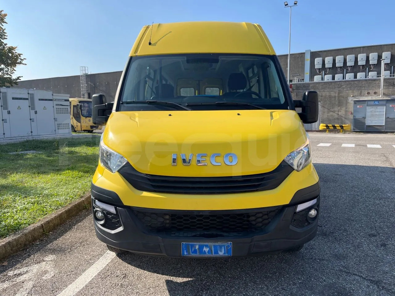 Iveco Daily - Autobus shkollor: foto 2 Iveco Daily - Autobus shkollor: foto 2