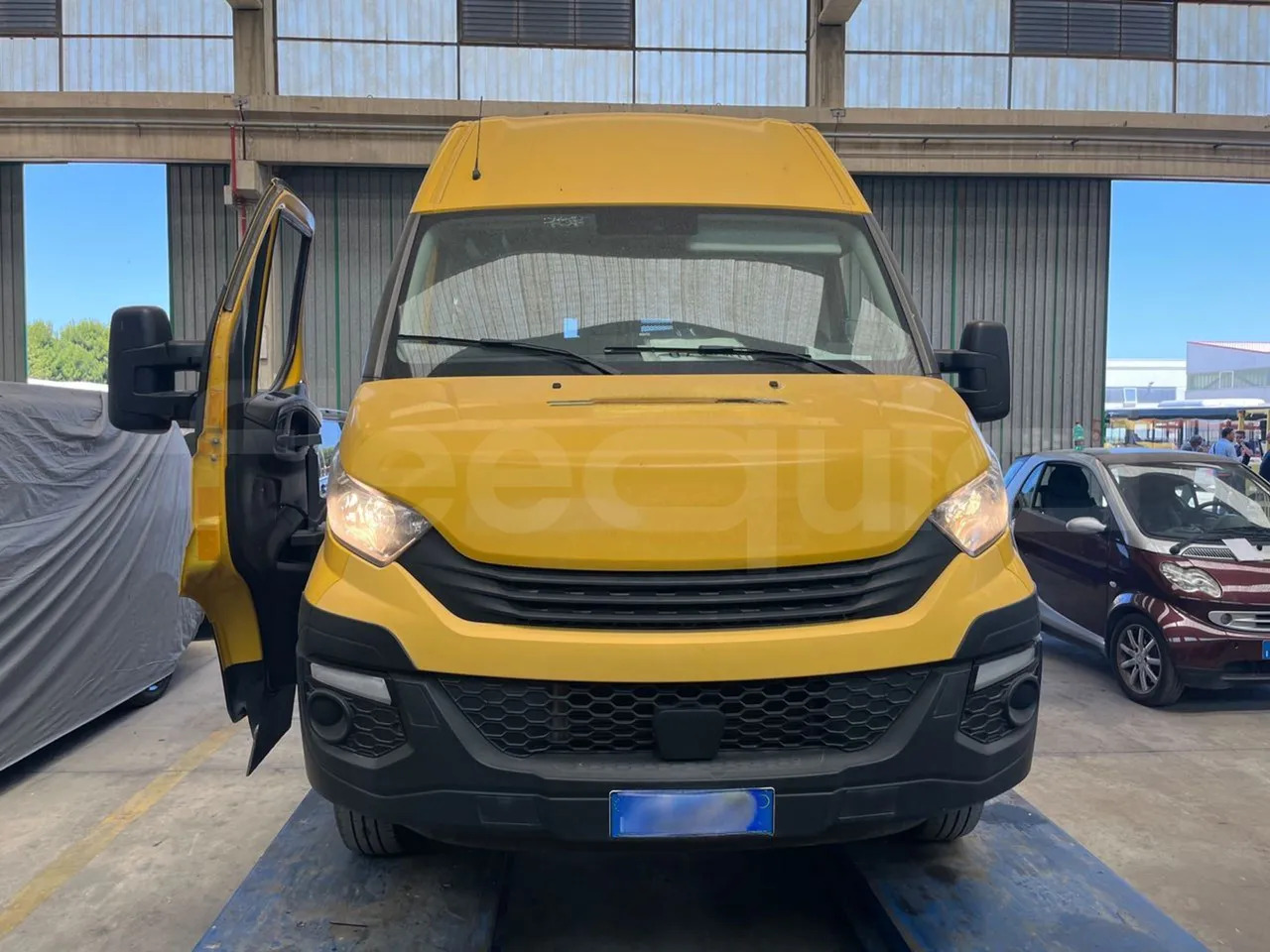 Iveco Daily - Autobus shkollor: foto 2 Iveco Daily - Autobus shkollor: foto 2