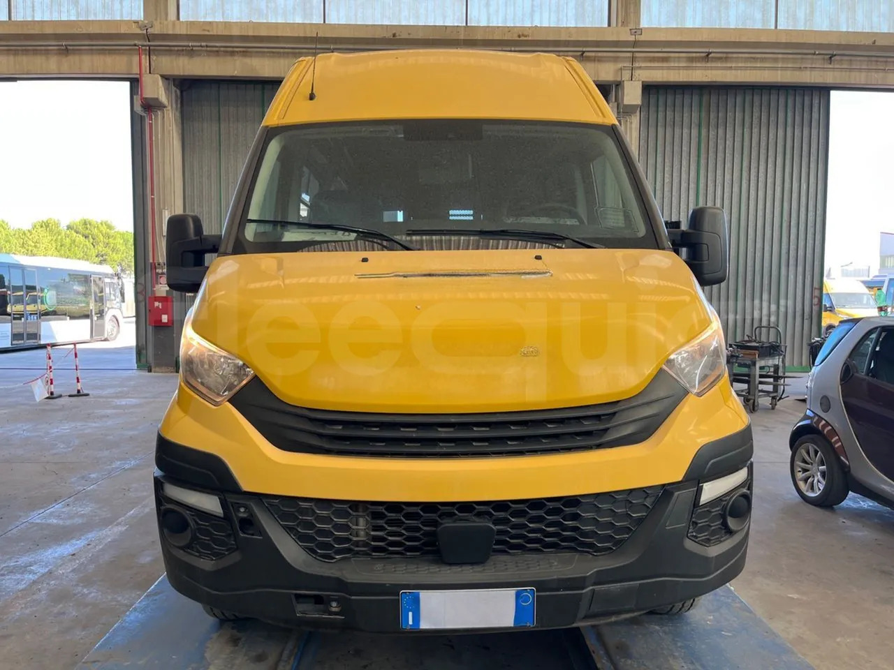 Iveco Daily - Autobus shkollor: foto 2 Iveco Daily - Autobus shkollor: foto 2