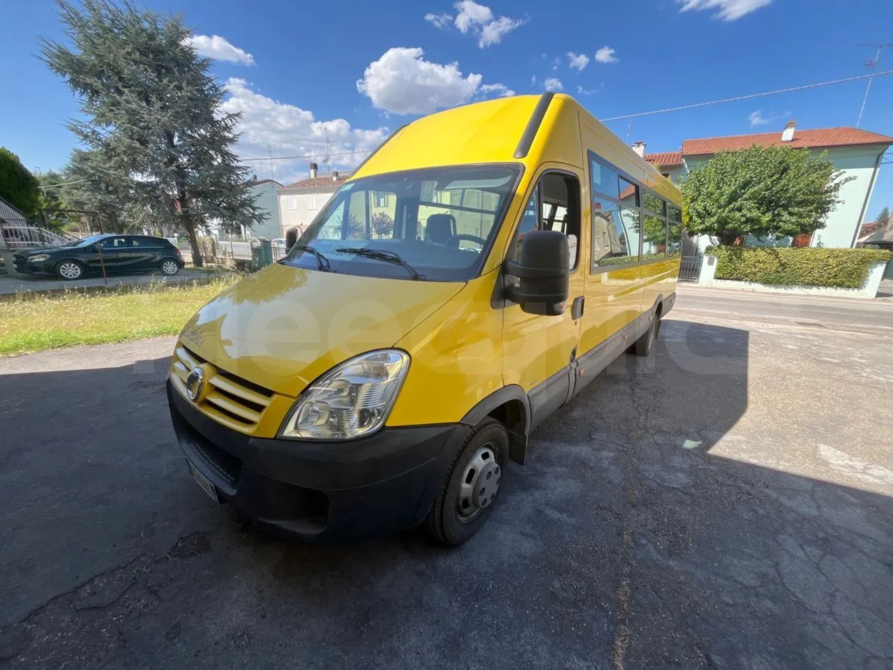 Iveco Daily - Autobus shkollor: foto 4 Iveco Daily - Autobus shkollor: foto 4