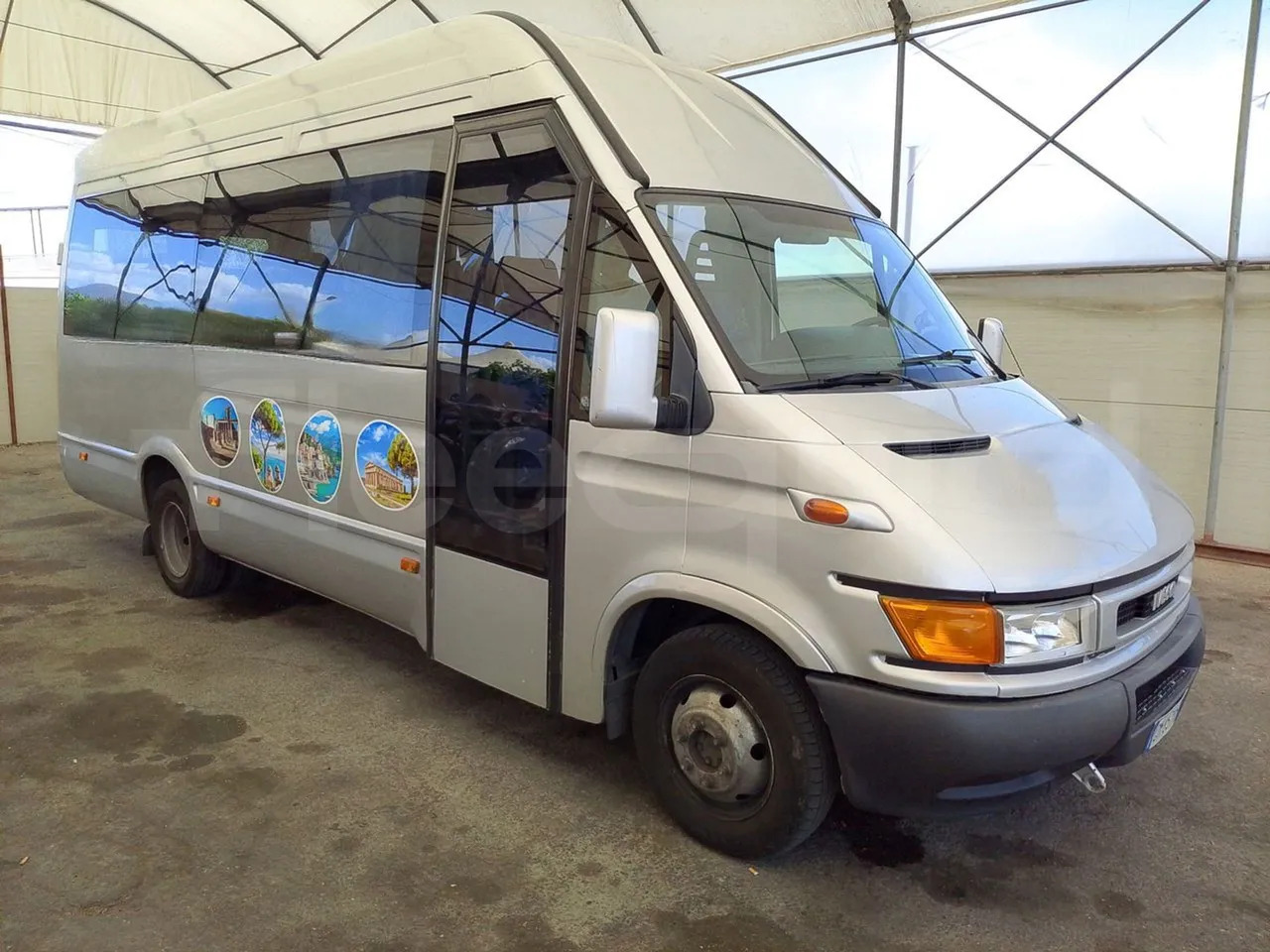 Iveco Daily - Minibus, Furgon pasagjerësh: foto 1 Iveco Daily - Minibus, Furgon pasagjerësh: foto 1