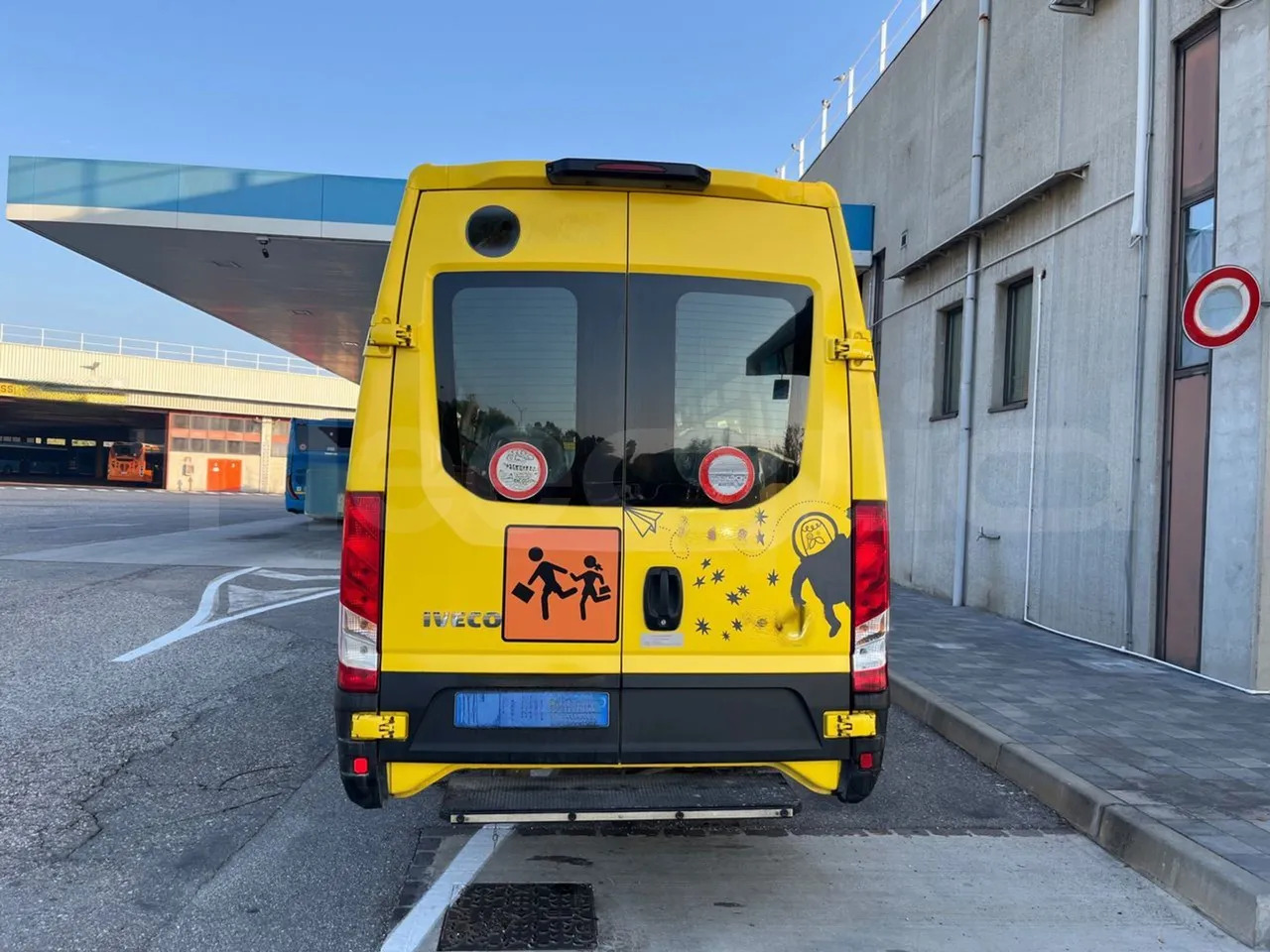 Iveco Daily - Autobus shkollor: foto 5 Iveco Daily - Autobus shkollor: foto 5
