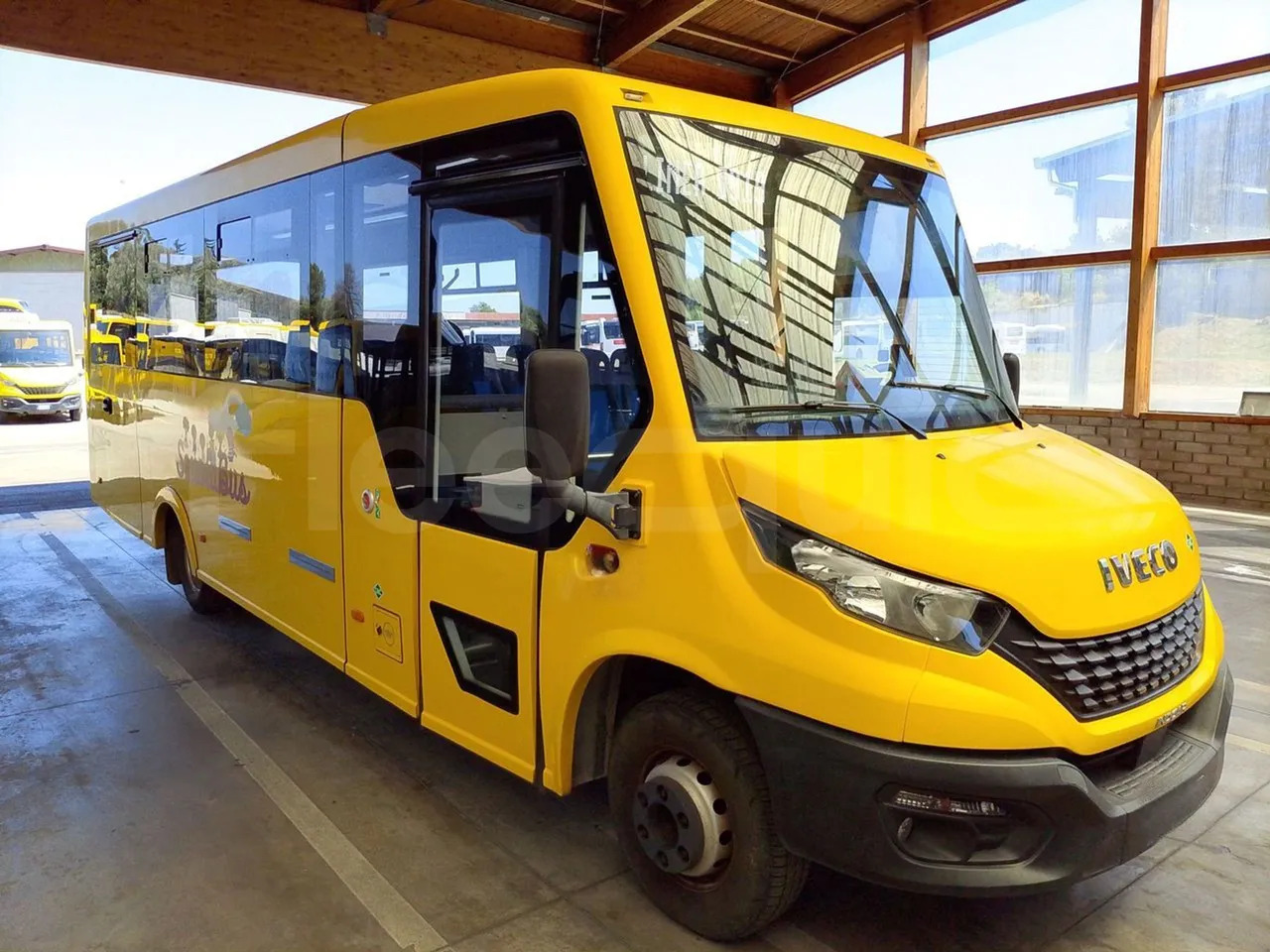 Iveco Indcar - Autobus shkollor: foto 1 Iveco Indcar - Autobus shkollor: foto 1