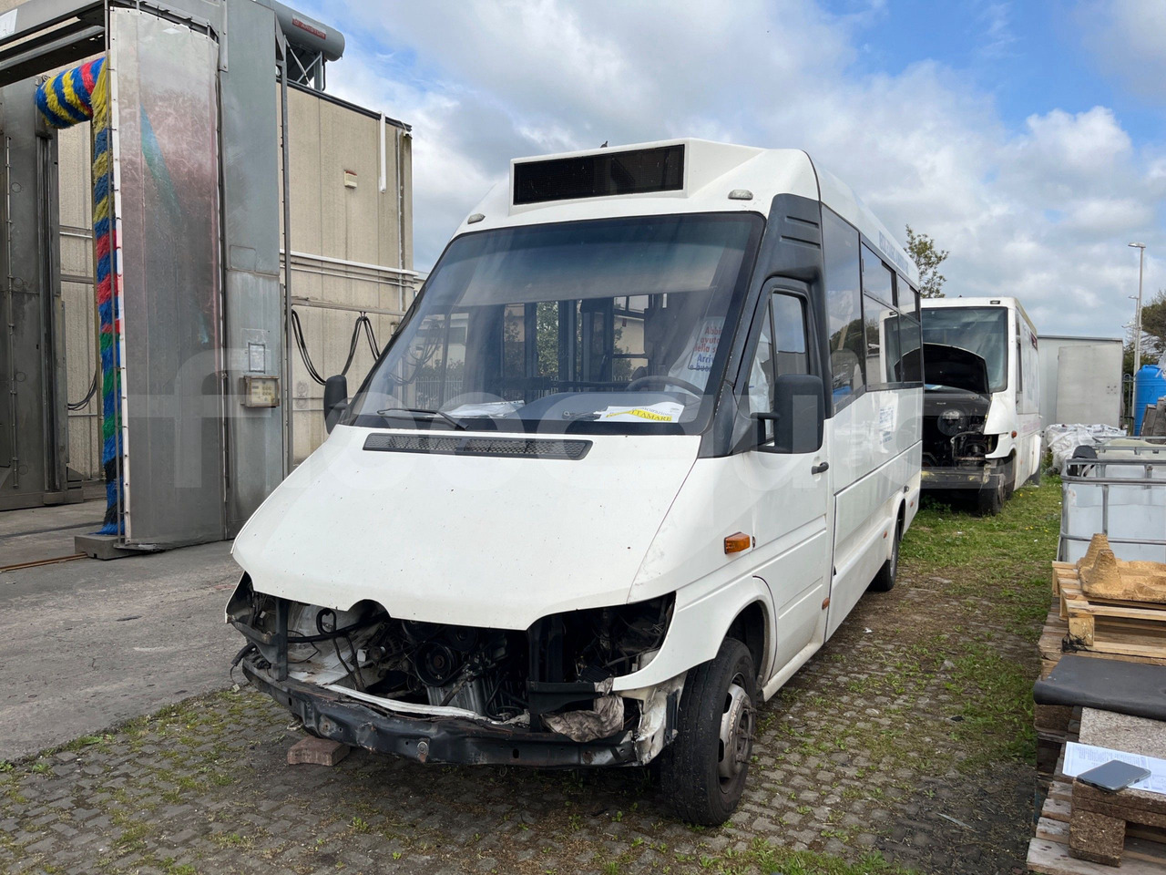 Mercedes-Benz 414T - Minibus, Furgon pasagjerësh: foto 3 Mercedes-Benz 414T - Minibus, Furgon pasagjerësh: foto 3
