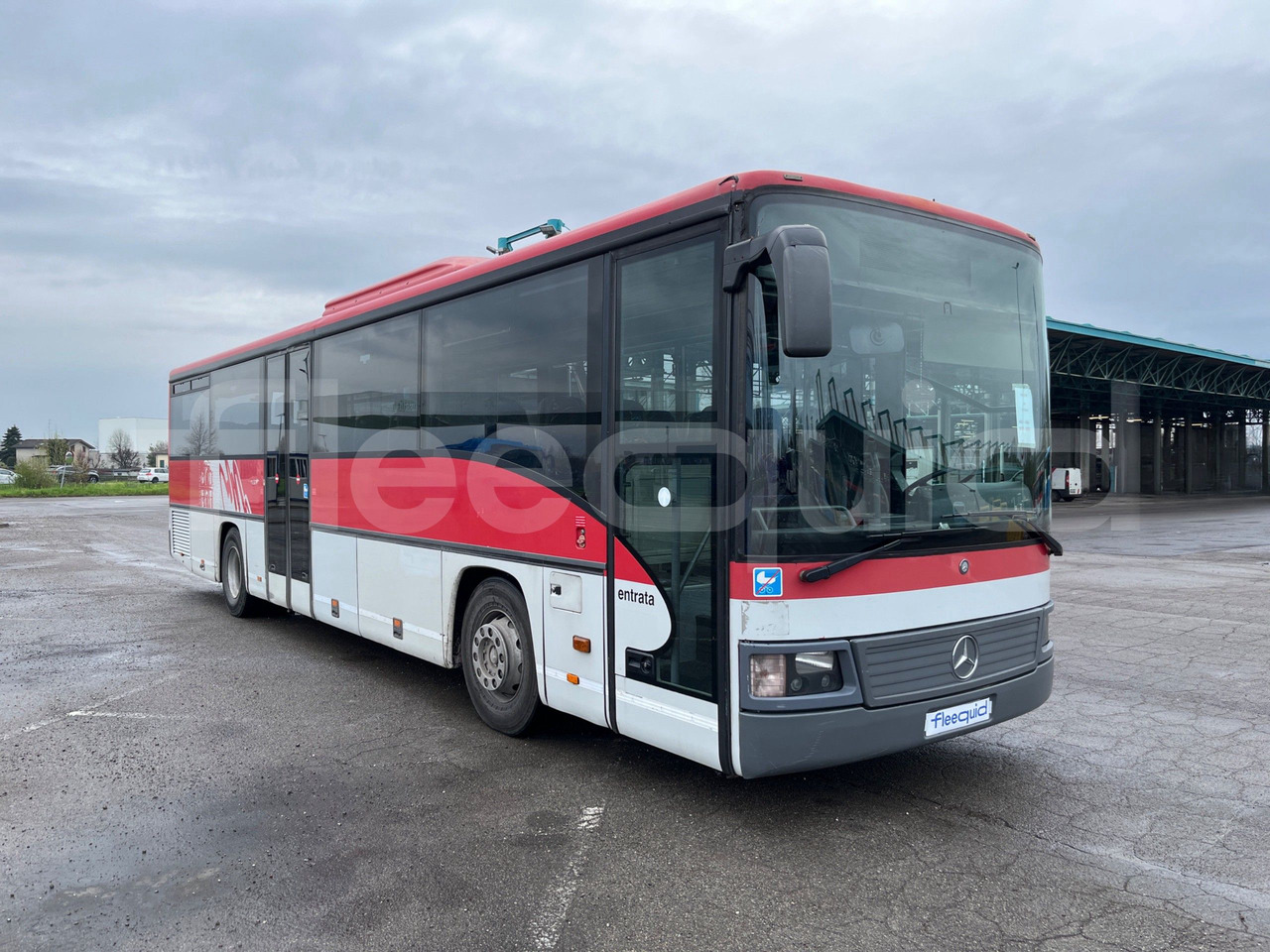 Mercedes-Benz Integro - Autobus suburban: foto 1 Mercedes-Benz Integro - Autobus suburban: foto 1