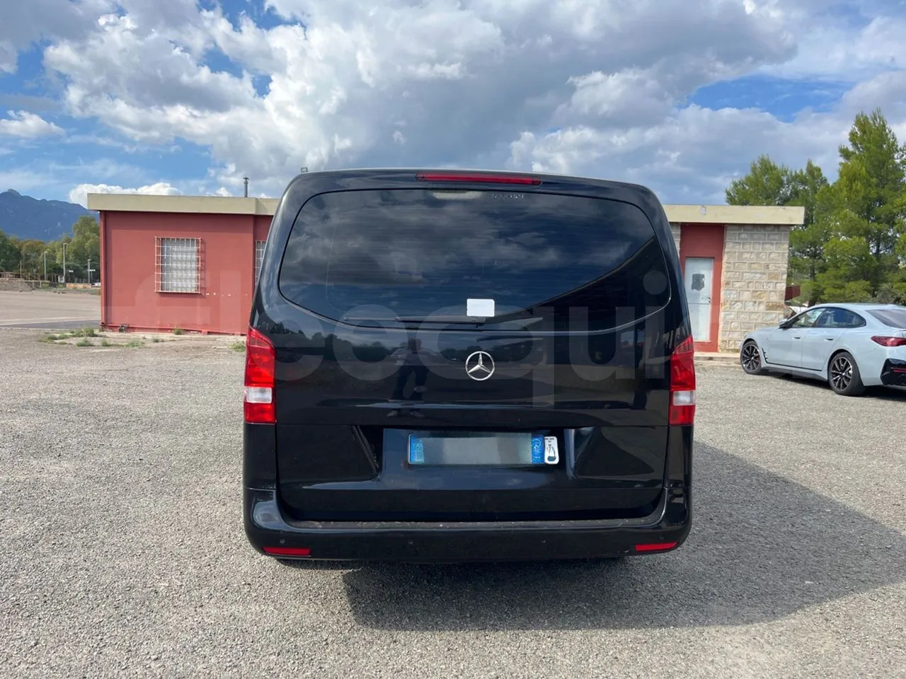Mercedes-Benz Vito Tourer - Minibus, Furgon pasagjerësh: foto 5 Mercedes-Benz Vito Tourer - Minibus, Furgon pasagjerësh: foto 5