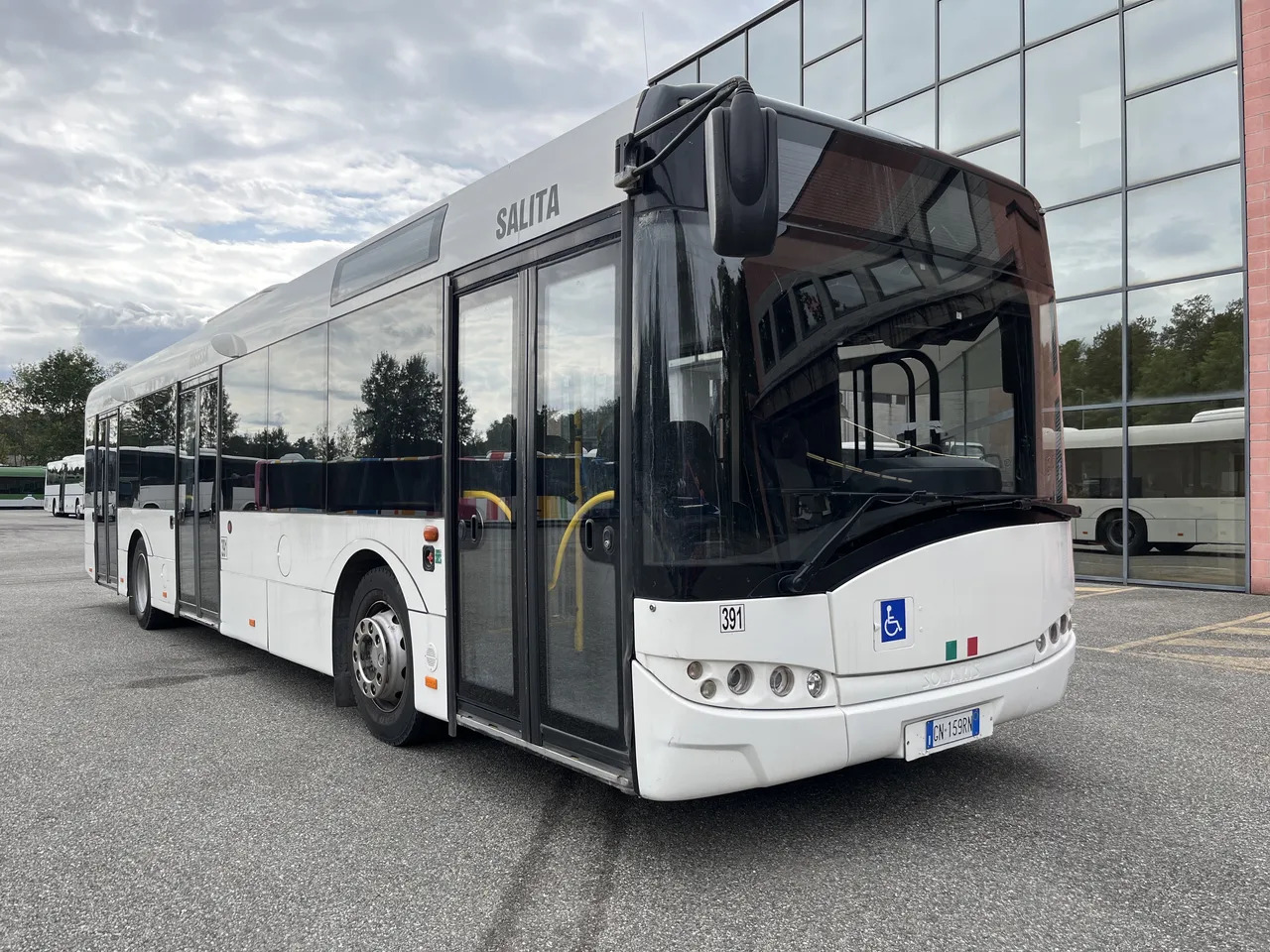 Solaris Urbino - Autobus qyteti: foto 1 Solaris Urbino - Autobus qyteti: foto 1