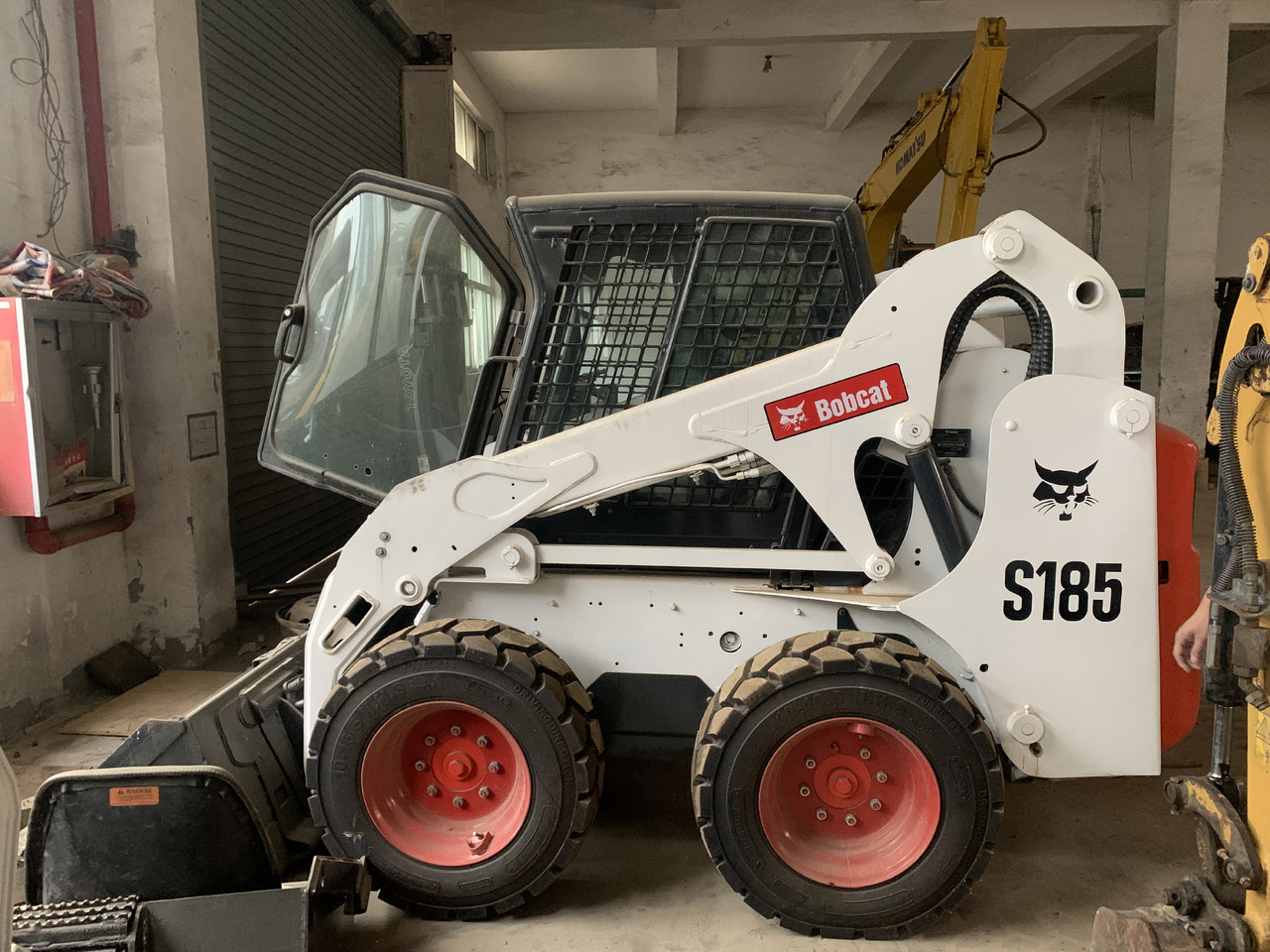 BOBCAT S185 - Mini fadrom: foto 2 BOBCAT S185 - Mini fadrom: foto 2