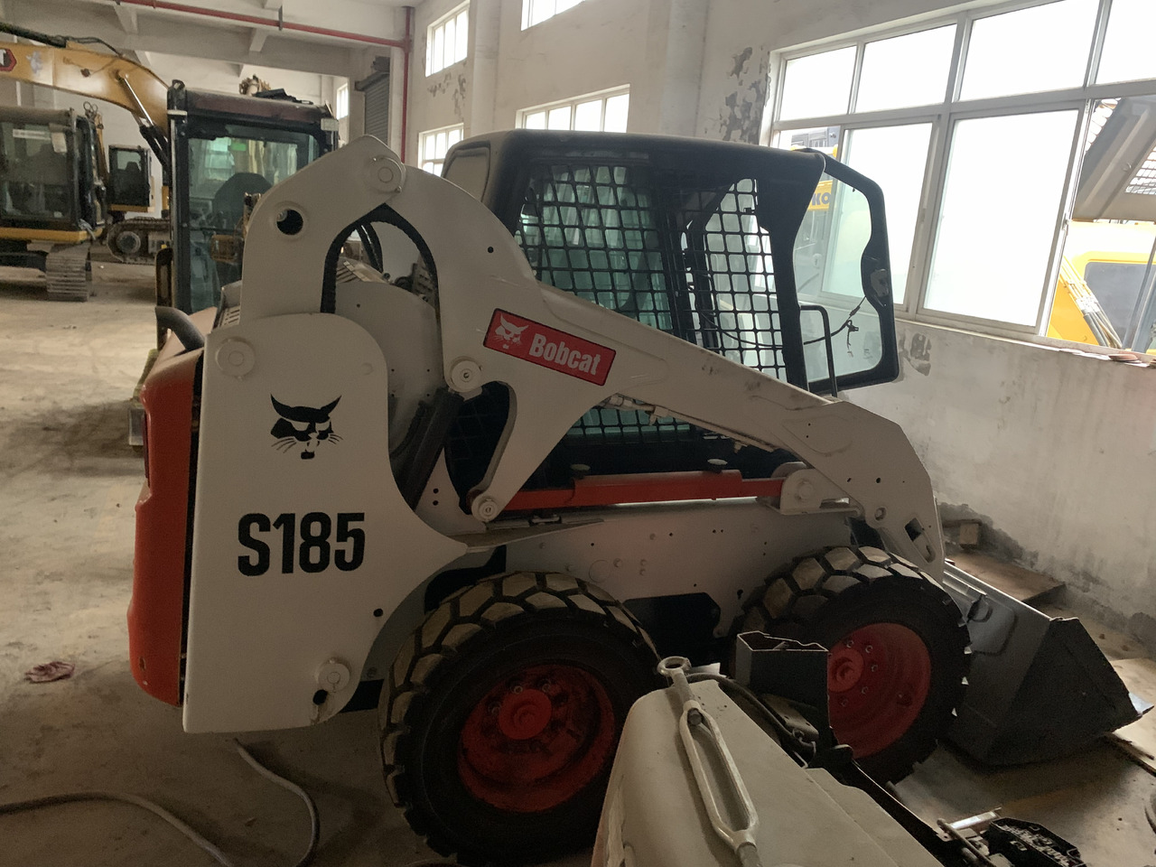 BOBCAT S185 - Mini fadrom: foto 5 BOBCAT S185 - Mini fadrom: foto 5