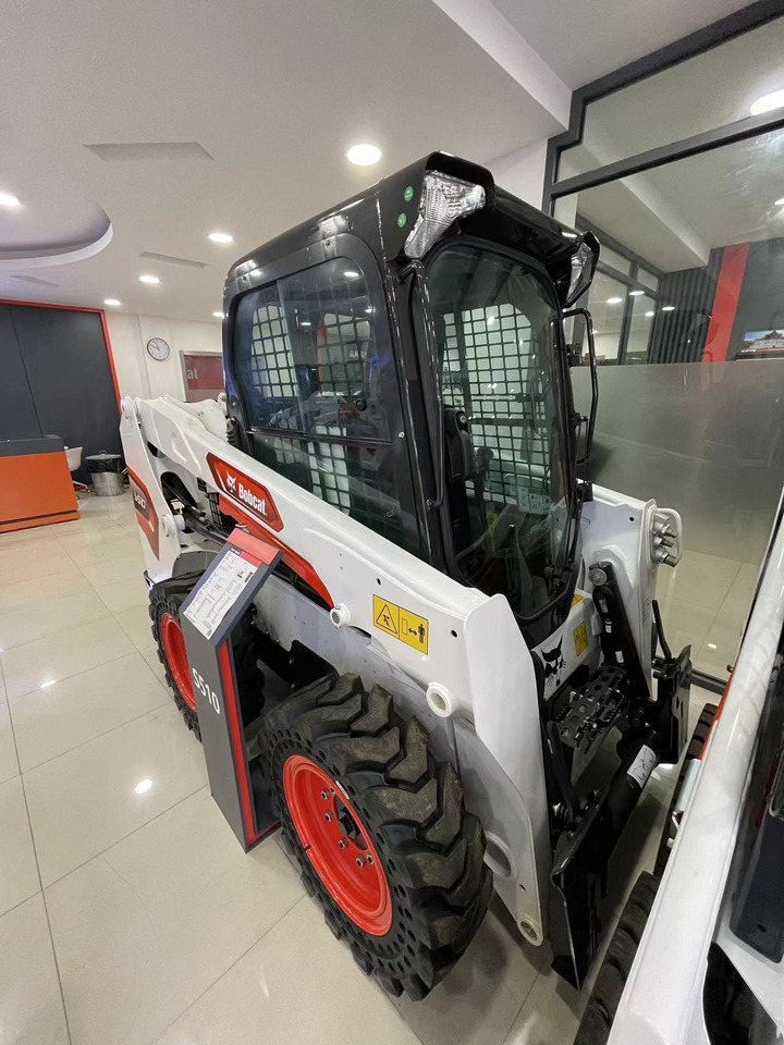 BOBCAT S510-C4 - Mini fadrom: foto 2 BOBCAT S510-C4 - Mini fadrom: foto 2