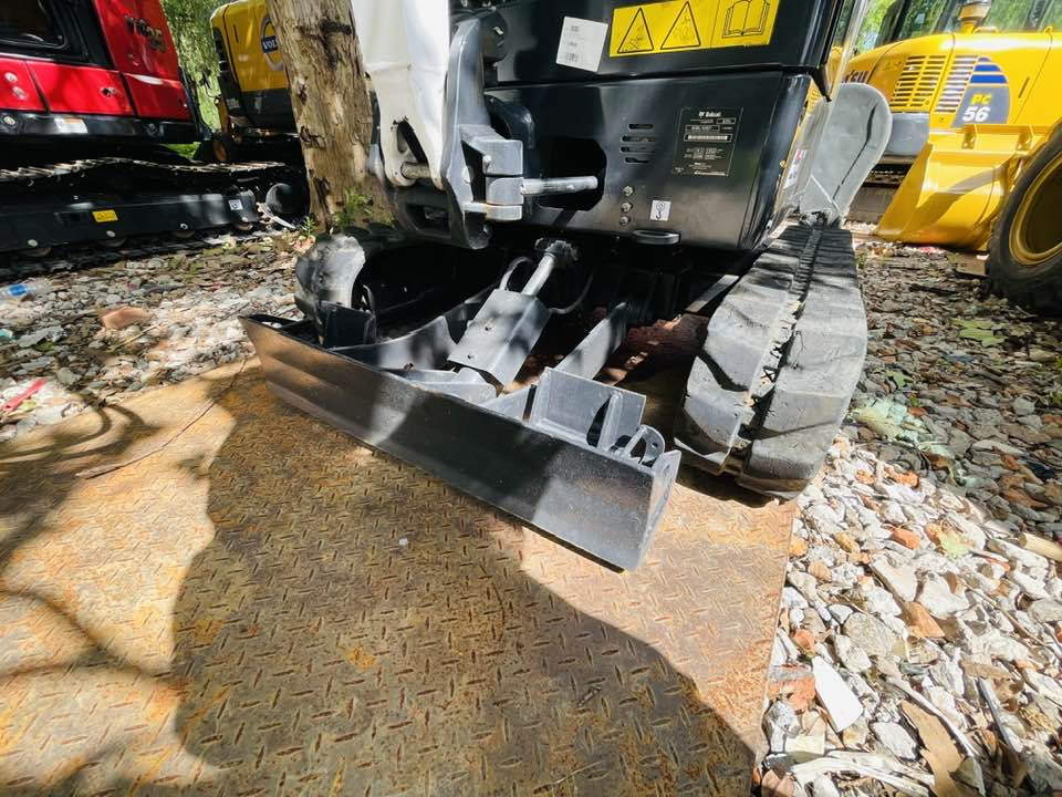 Bobcat 320 - Miniekskavator: foto 1 Bobcat 320 - Miniekskavator: foto 1