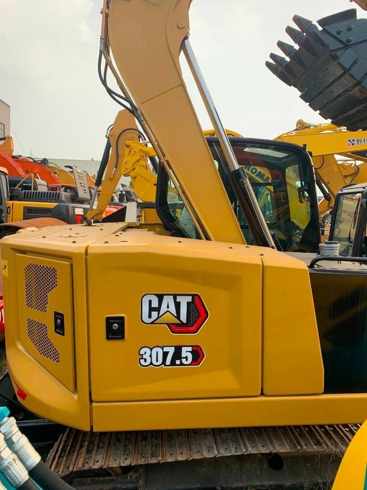 CAT 307.5 - Ekskavator me zinxhirë: foto 1 CAT 307.5 - Ekskavator me zinxhirë: foto 1