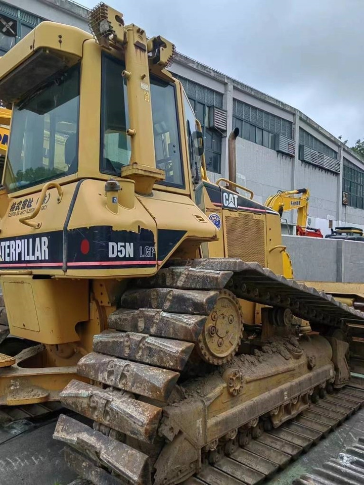 CAT D5N - Buldozer: foto 3 CAT D5N - Buldozer: foto 3