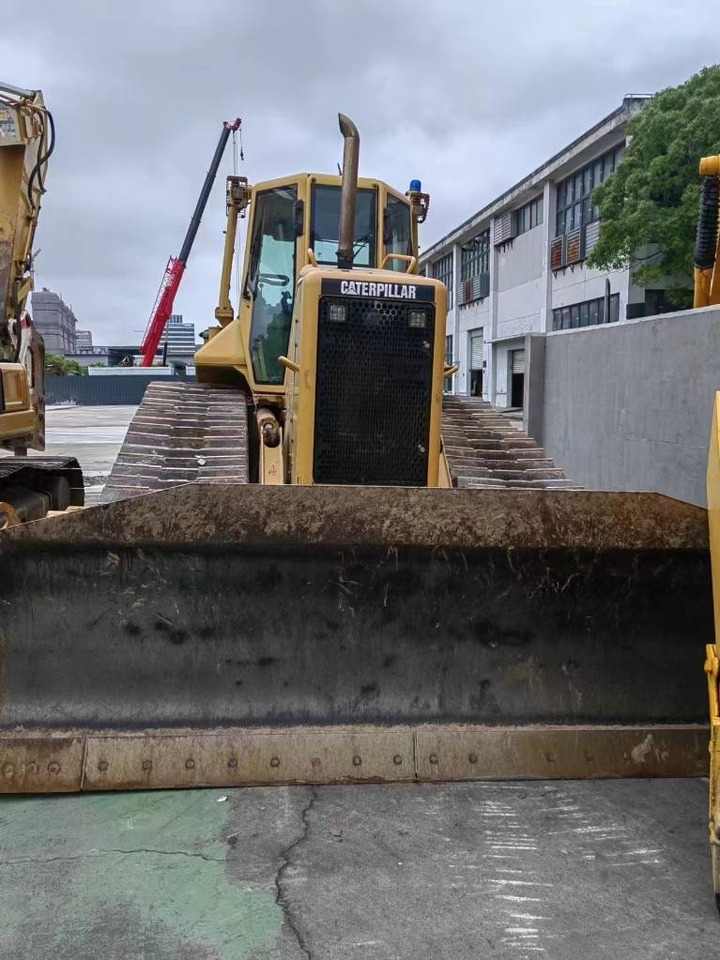 CAT D5N - Buldozer: foto 2 CAT D5N - Buldozer: foto 2