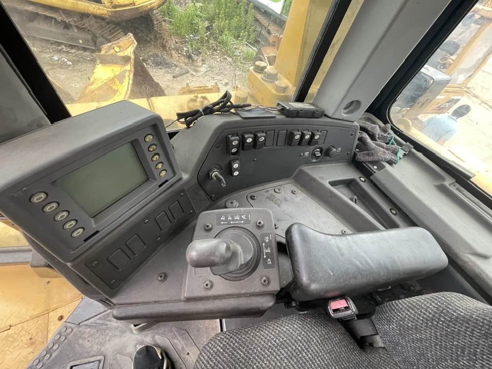 Caterpillar D8T - Buldozer: foto 5 Caterpillar D8T - Buldozer: foto 5