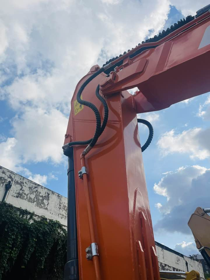 Develon DX225LCA - Ekskavator: foto 4 Develon DX225LCA - Ekskavator: foto 4