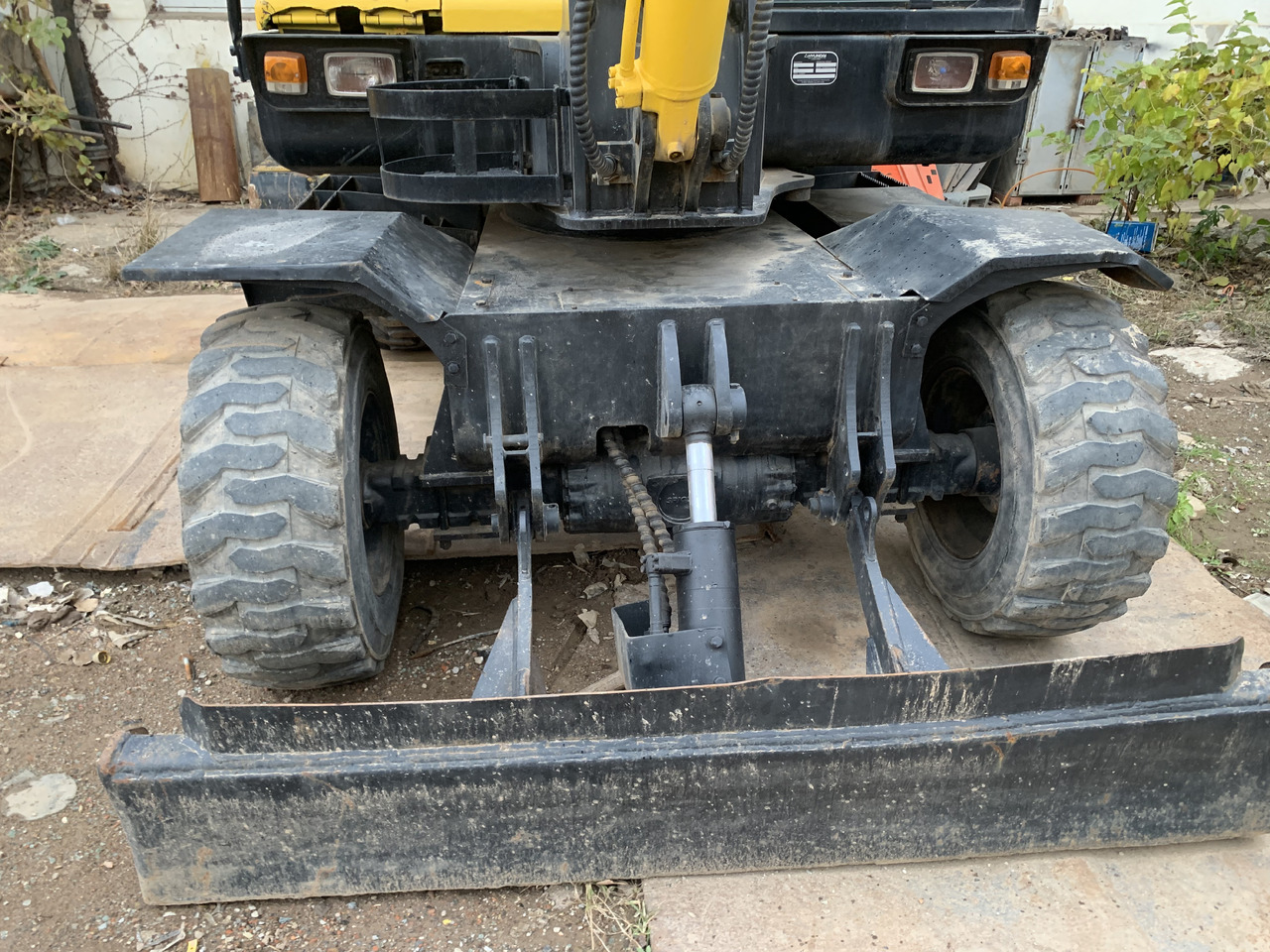 Hyudai R60W-7 - Ekskavator me goma: foto 3 Hyudai R60W-7 - Ekskavator me goma: foto 3