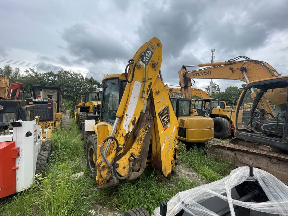 Fadromë me shkarkim nga prapa JCB 4CX: foto 7