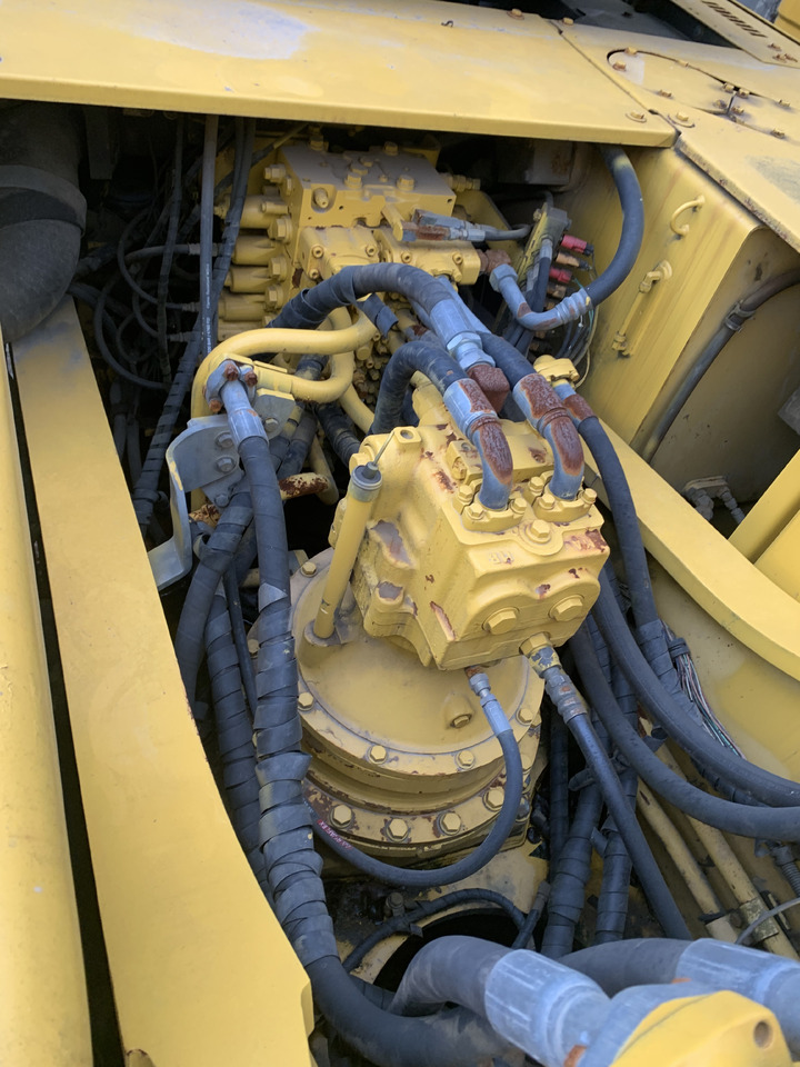 KOMATSU PC350-7 - Ekskavator me zinxhirë: foto 5 KOMATSU PC350-7 - Ekskavator me zinxhirë: foto 5