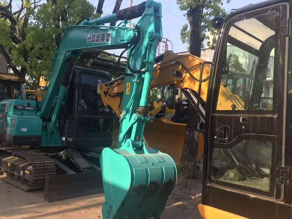 Kobelco SK 75 - Miniekskavator: foto 4 Kobelco SK 75 - Miniekskavator: foto 4
