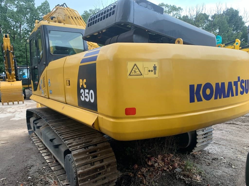 Komatsu PC 350-7 - Ekskavator me zinxhirë: foto 4 Komatsu PC 350-7 - Ekskavator me zinxhirë: foto 4